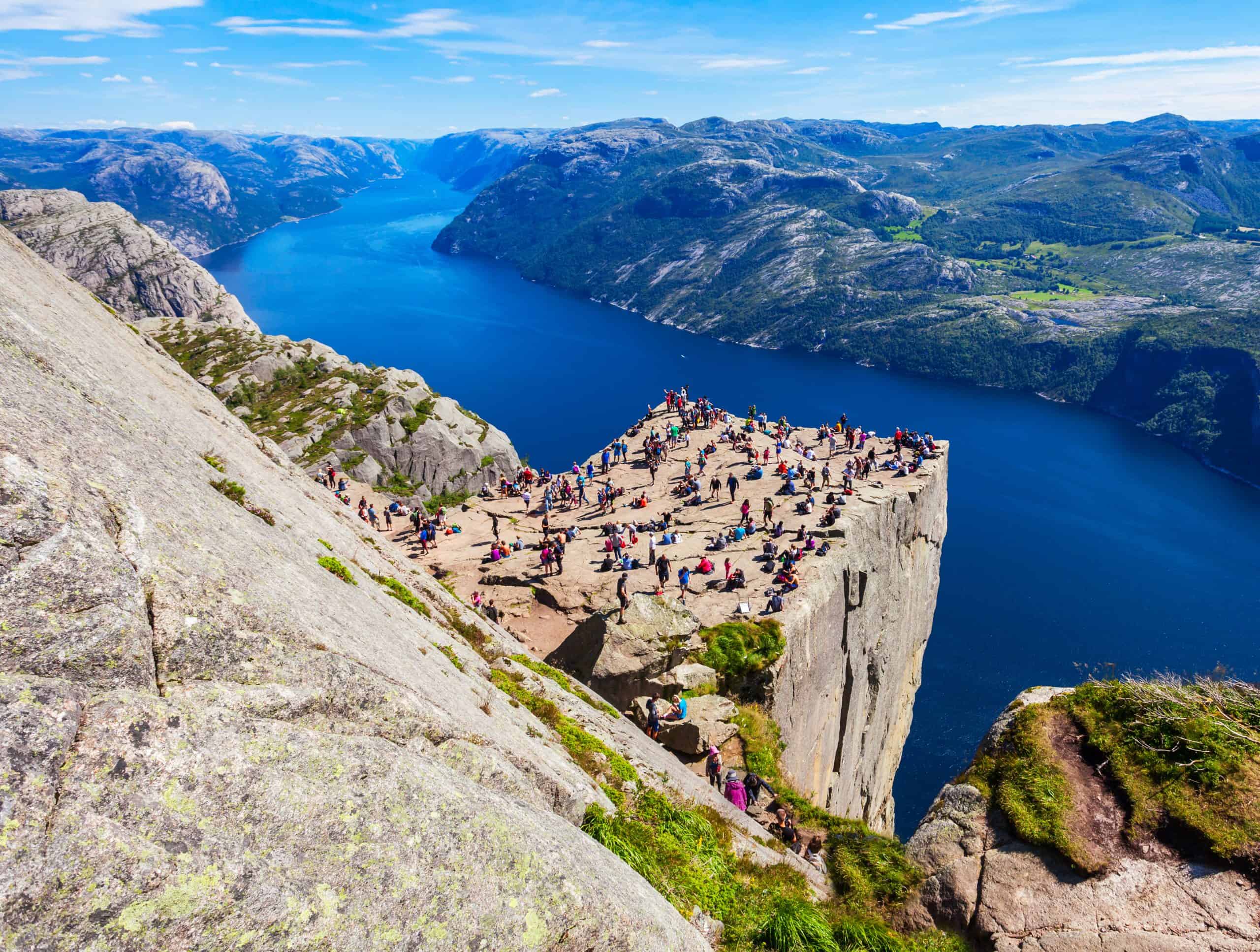 Uitzicht op Preikestolen in Noorwegen
